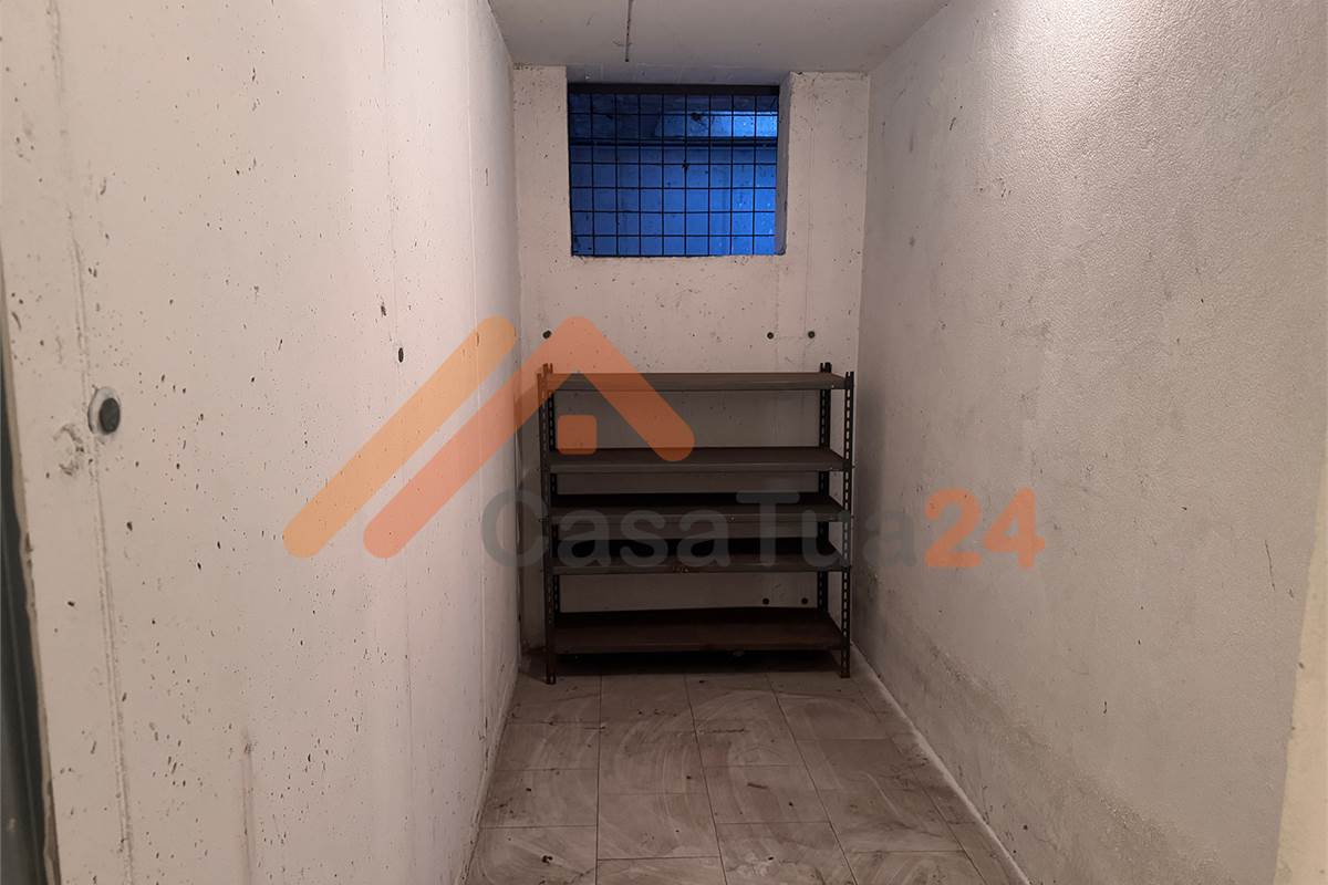 Trilocale in Vendita a Cantù (CO) box doppio e cantina