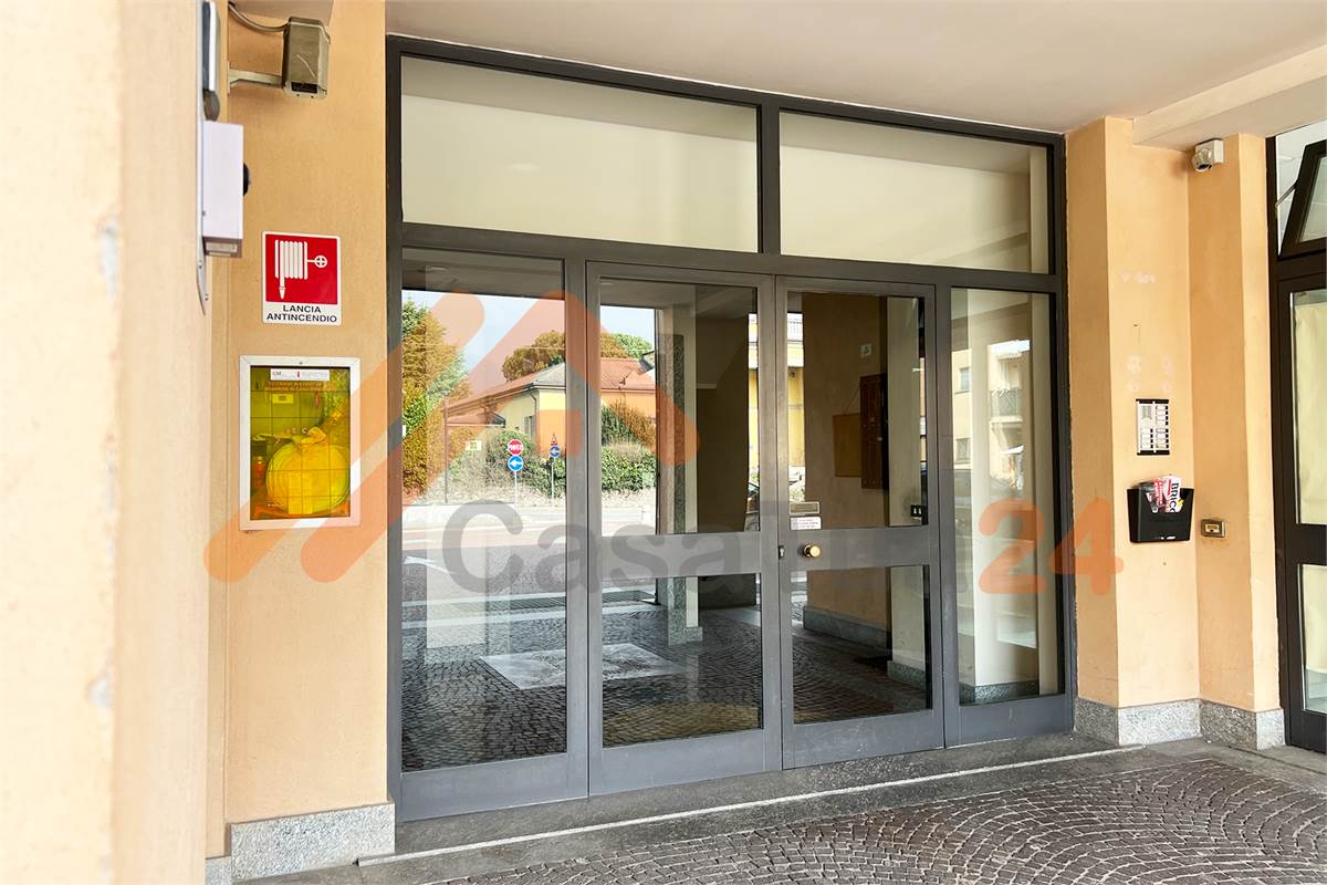 Luminoso bilocale con terrazzino e posto auto coperto