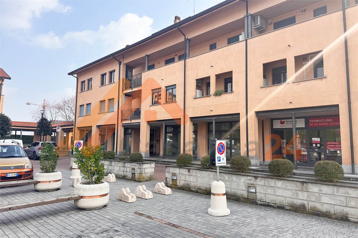 Luminoso bilocale con terrazzino e posto auto coperto