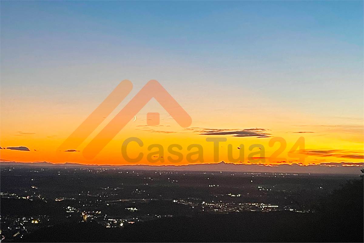 Attico bilocale in vendita con terrazza e vista panoramica