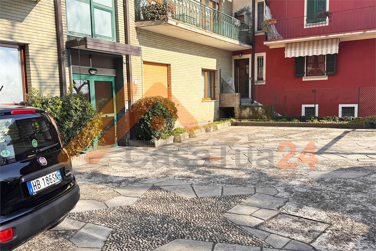 Attico bilocale in vendita con terrazza e vista panoramica