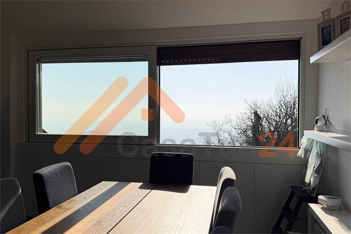 Attico bilocale in vendita con terrazza e vista panoramica