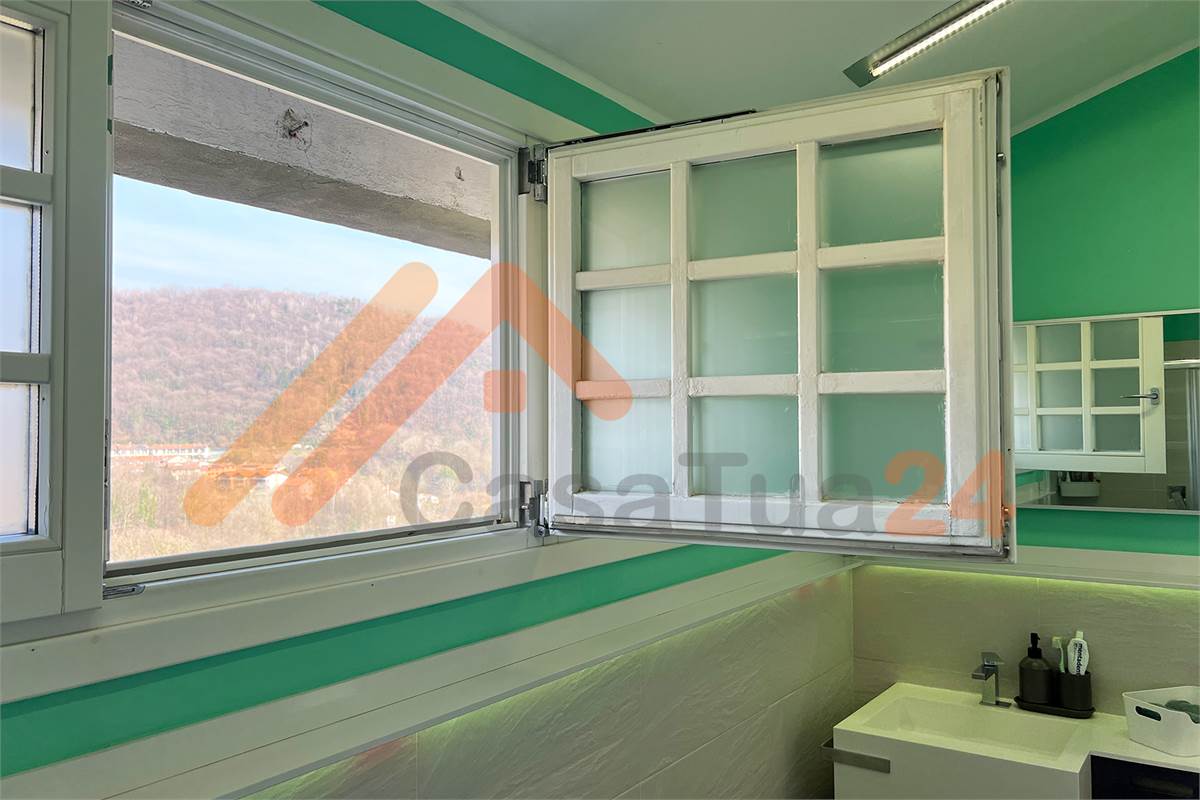 Attico bilocale in vendita con terrazza e vista panoramica