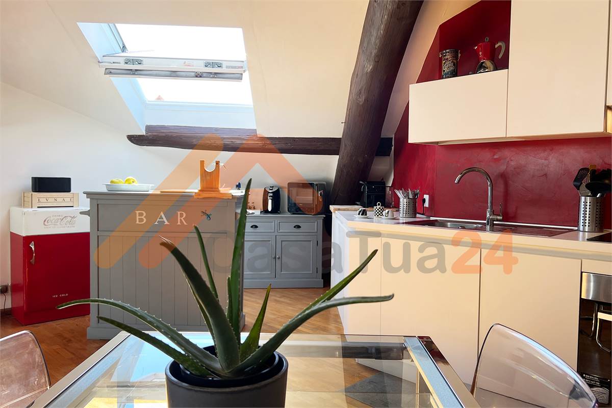 Attico in città murata con posto auto di proprietà