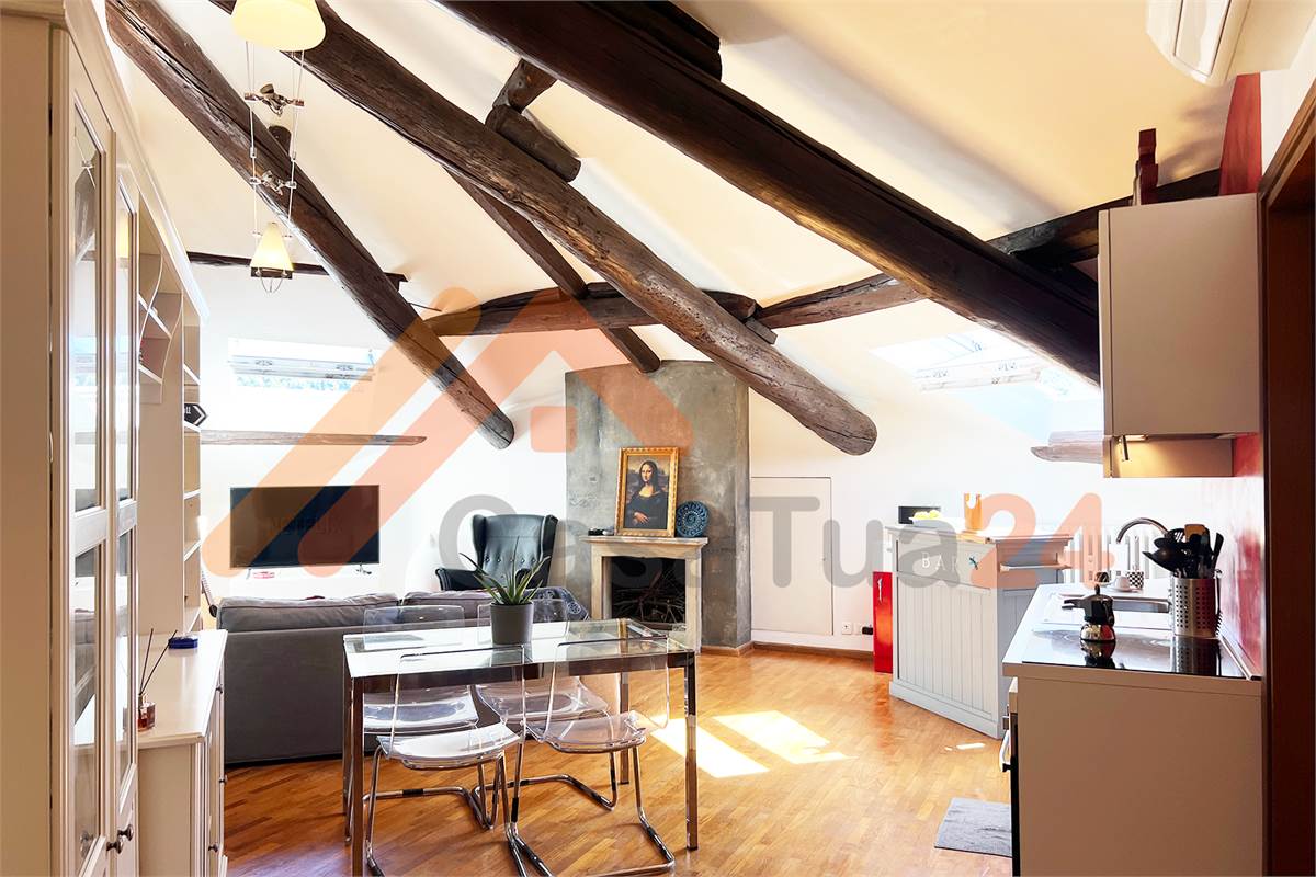 Attico in città murata con posto auto di proprietà