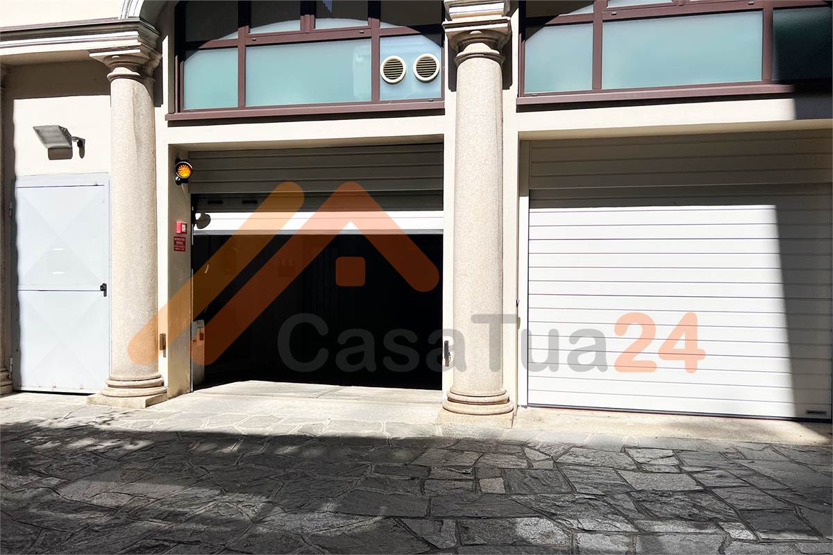 Attico in città murata con posto auto di proprietà