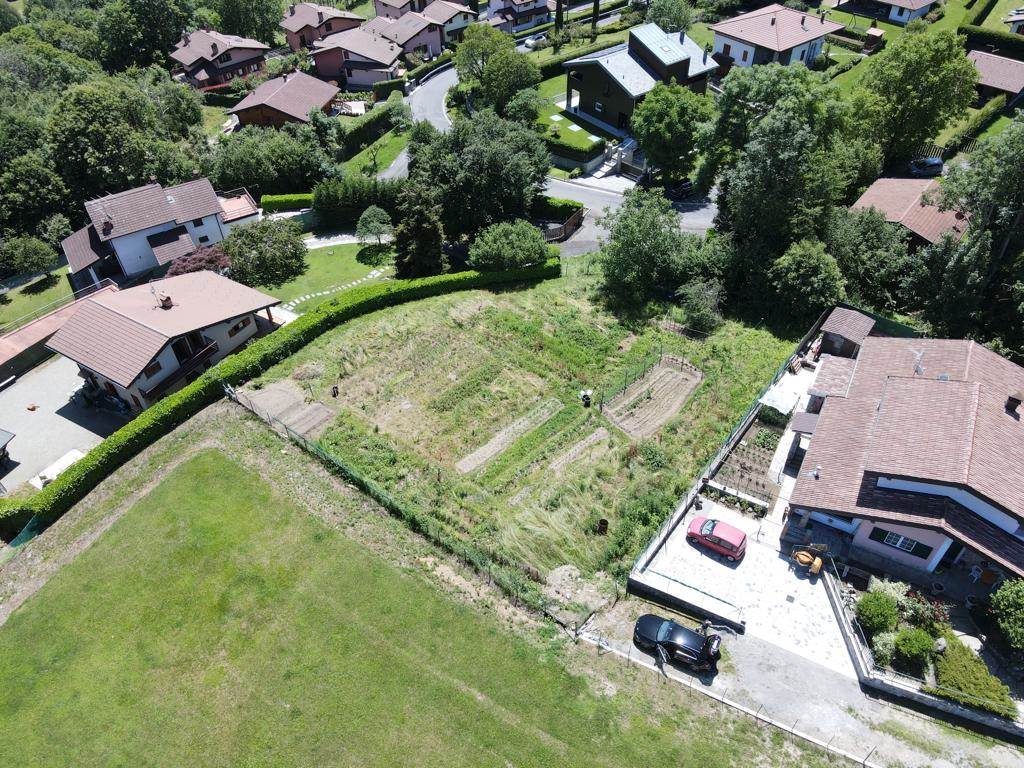 TERRENO PIANEGGIANTE PER VILLA SINGOLA