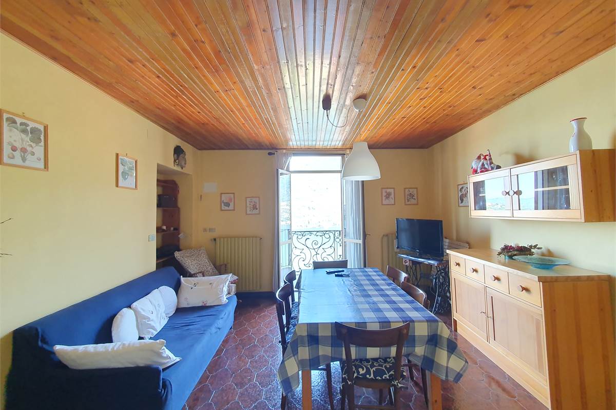 SPLENDIDA CASA CON VISTA LAGO