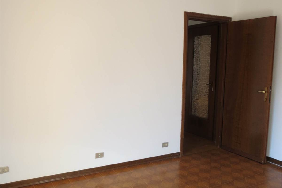 Appartamento spazioso e luminoso con ampio box 