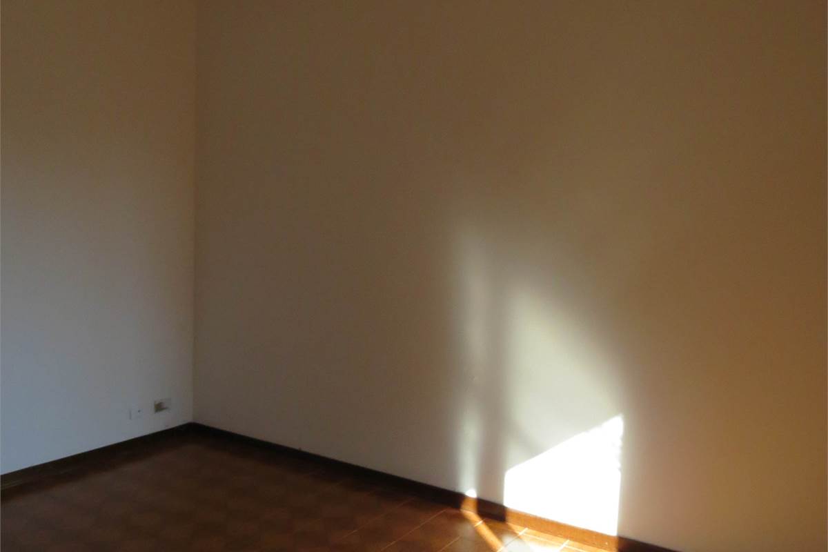 Appartamento spazioso e luminoso con ampio box 