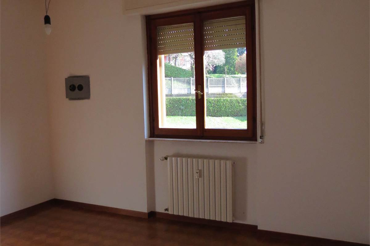 Appartamento spazioso e luminoso con ampio box 