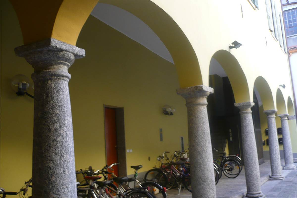 Affascinante bilocale in affitto nel cuore di Como
