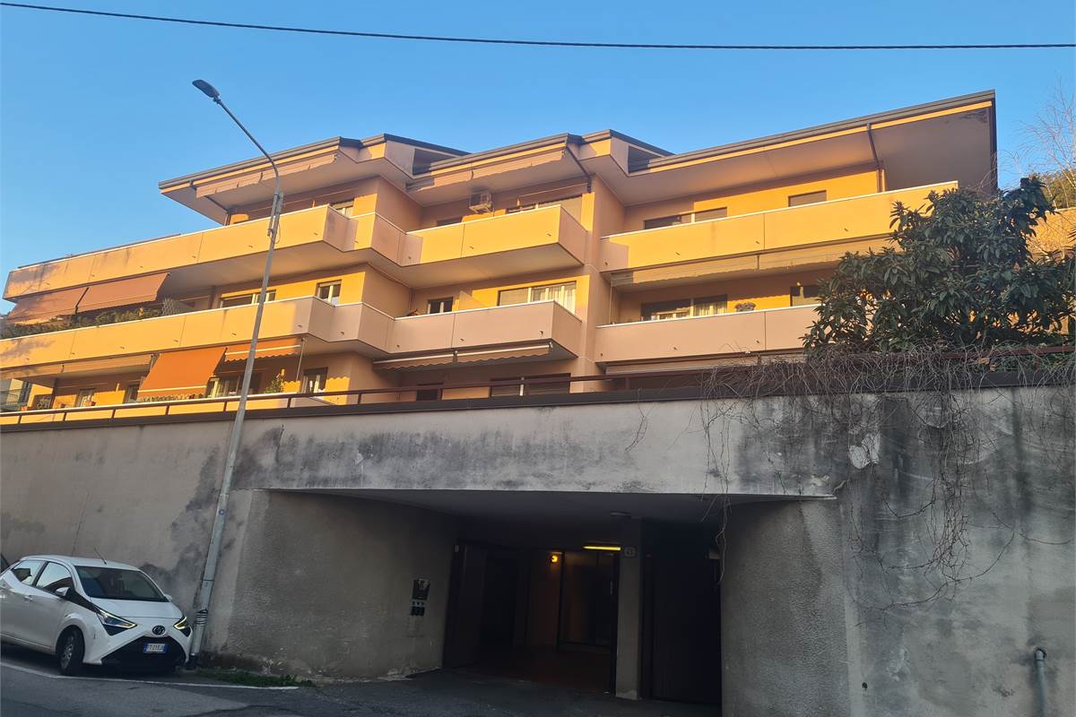 La casa ideale per famiglie e coppie a Como