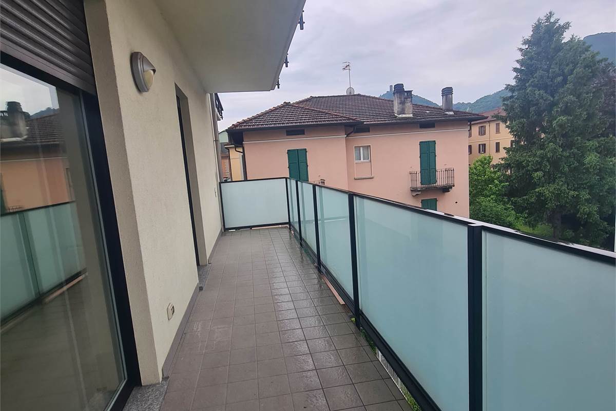 bellissimo trilocale a Como