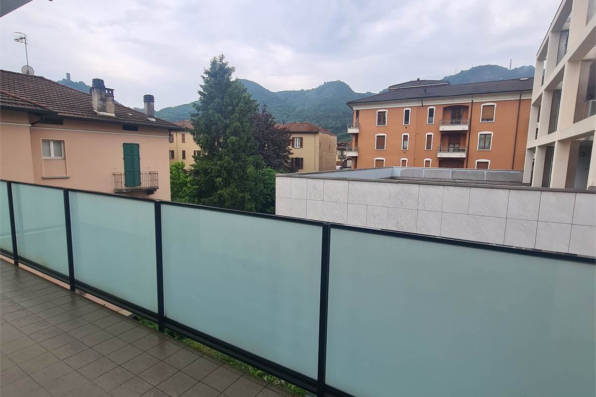 bellissimo trilocale a Como