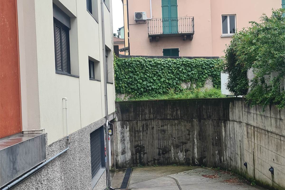 bellissimo trilocale a Como