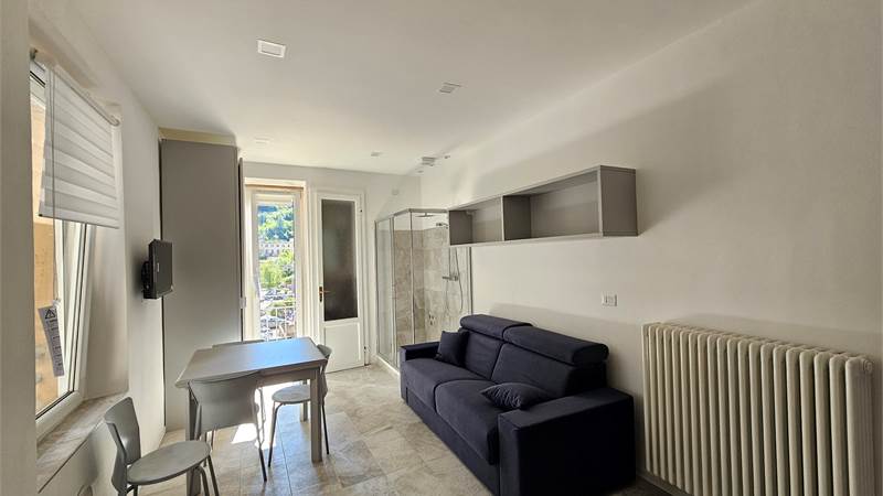 Appartamento In Affitto a Como