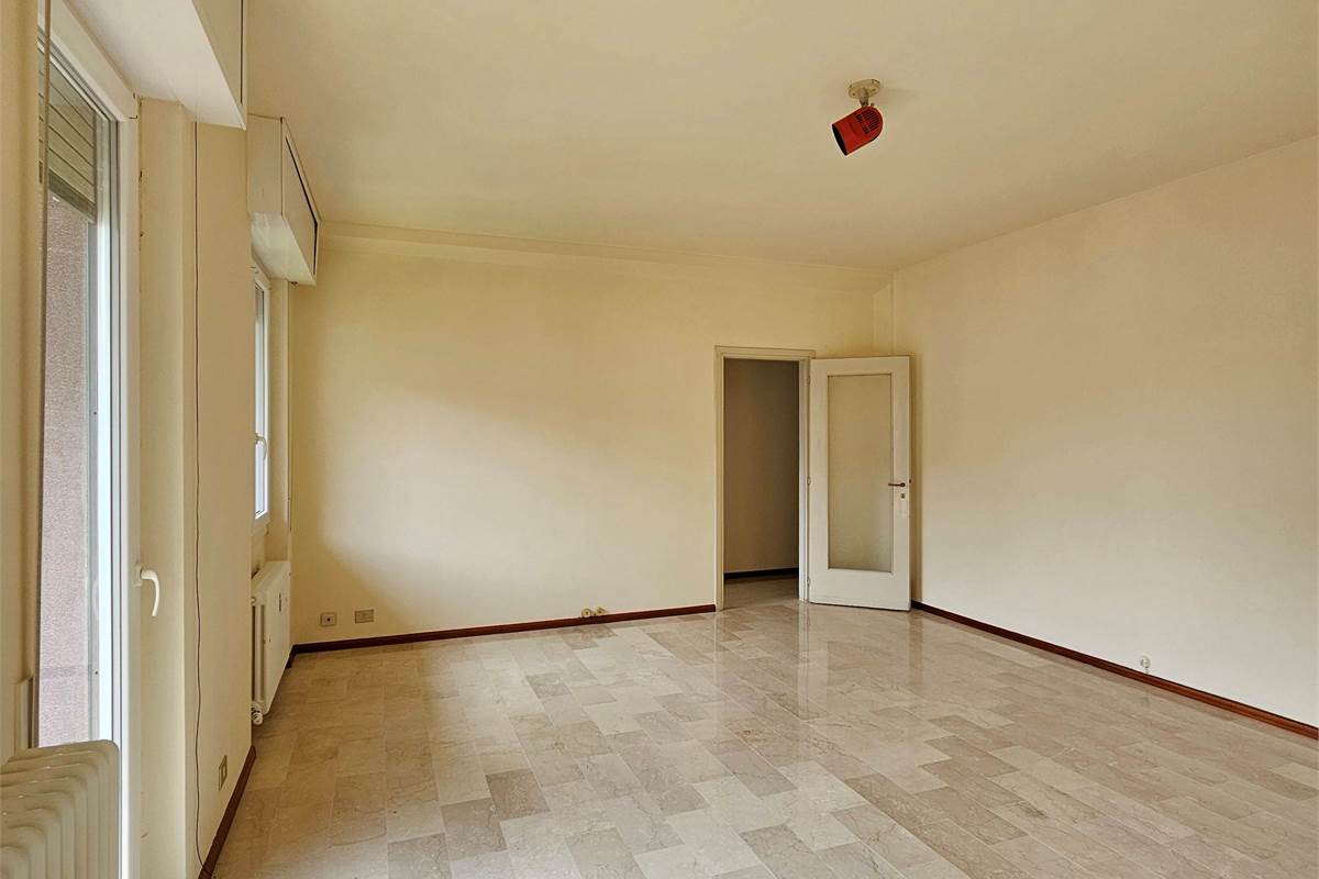 BELLISSIMO APPARTAMENTO A POCHI MINUTI DAL CENTRO 