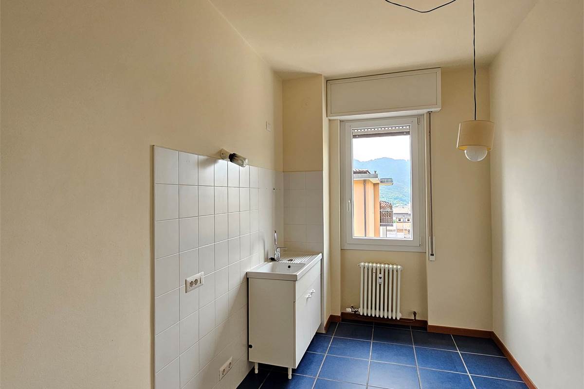 BELLISSIMO APPARTAMENTO A POCHI MINUTI DAL CENTRO 