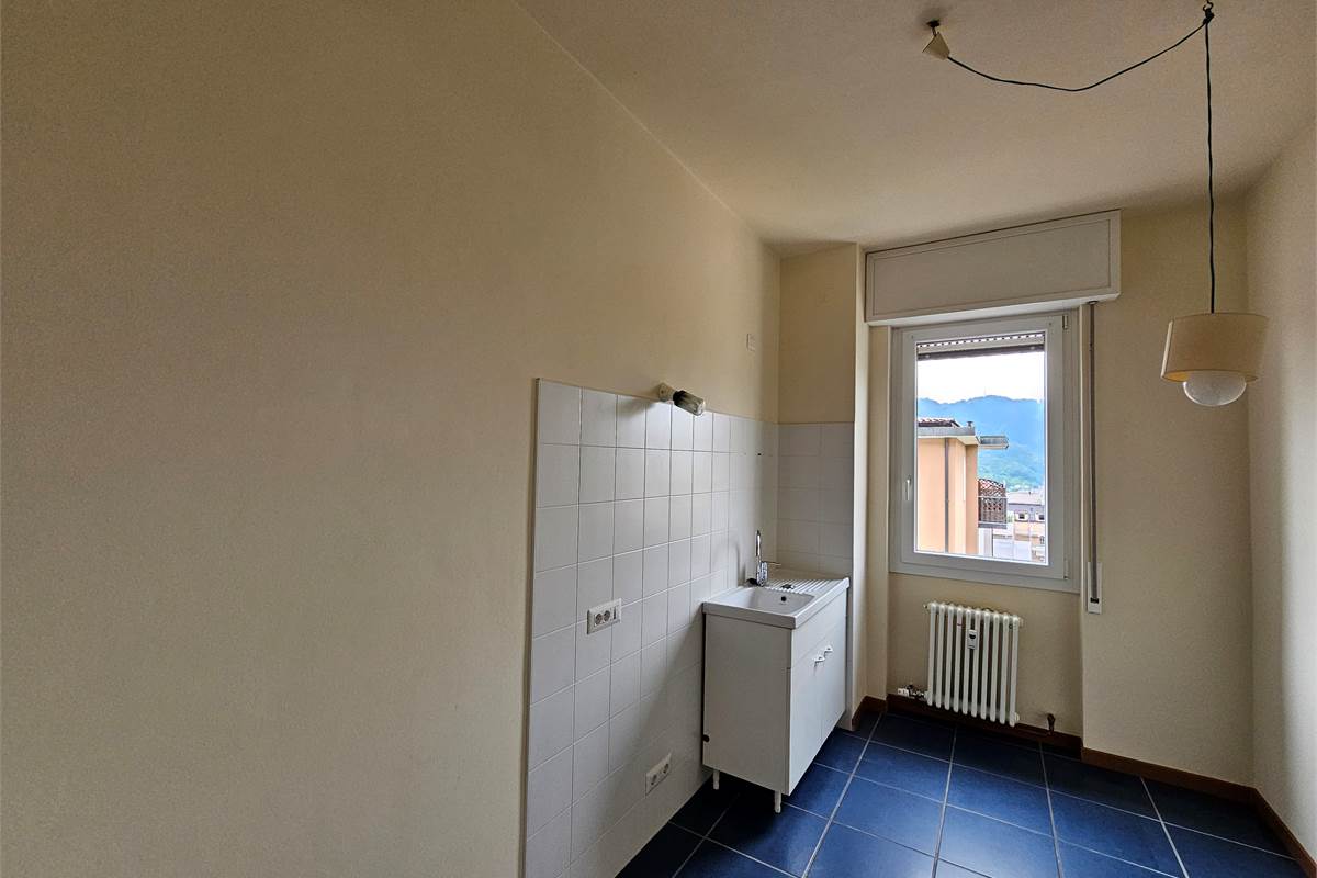 BELLISSIMO APPARTAMENTO A POCHI MINUTI DAL CENTRO 