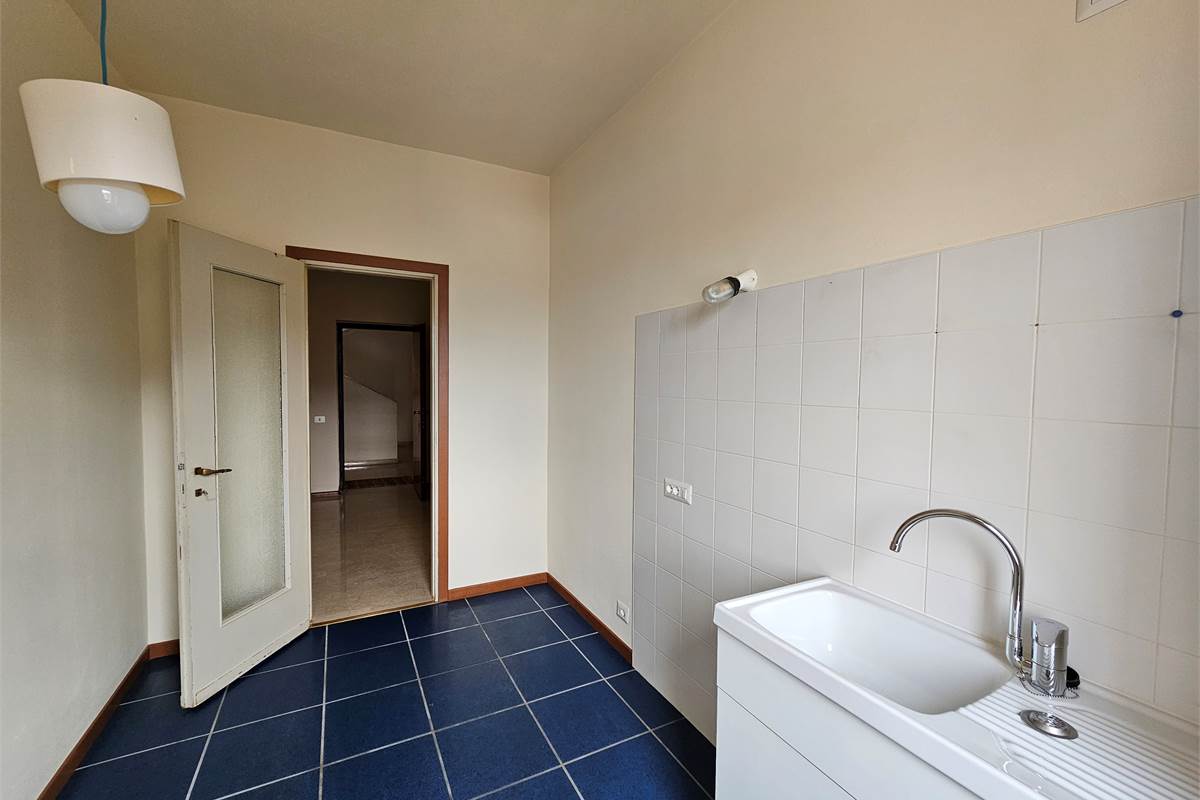 BELLISSIMO APPARTAMENTO A POCHI MINUTI DAL CENTRO 