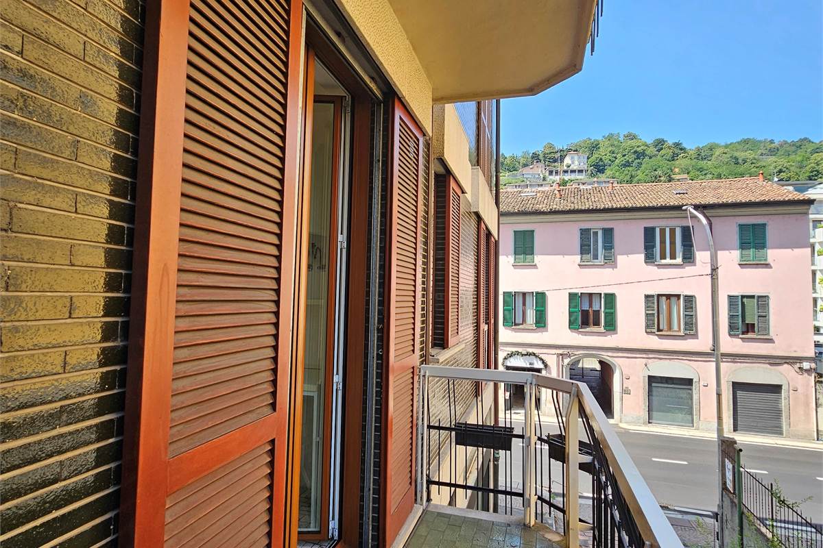 SPLENDIDO BILOCALE IN COMO