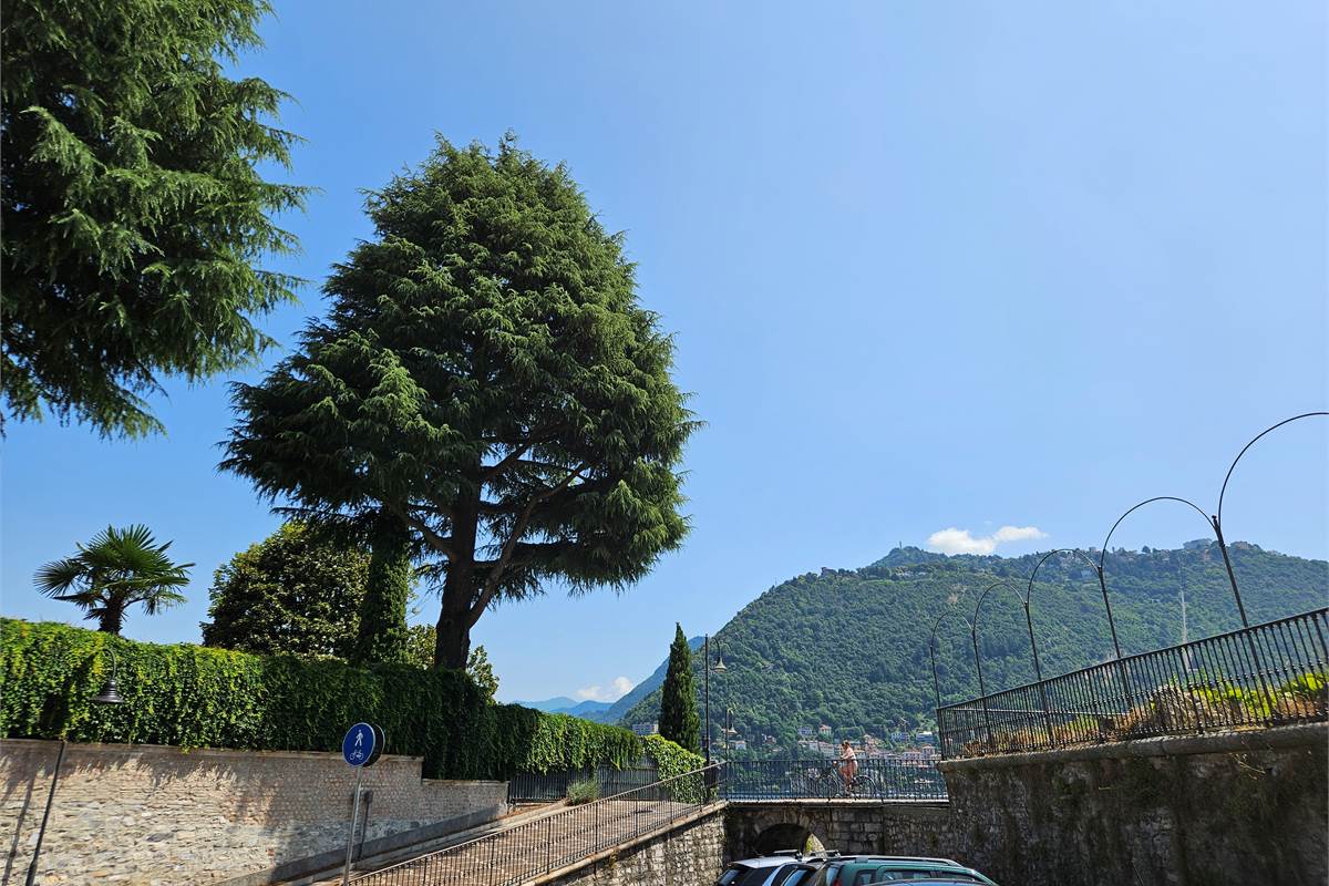 SPLENDIDO BILOCALE IN COMO