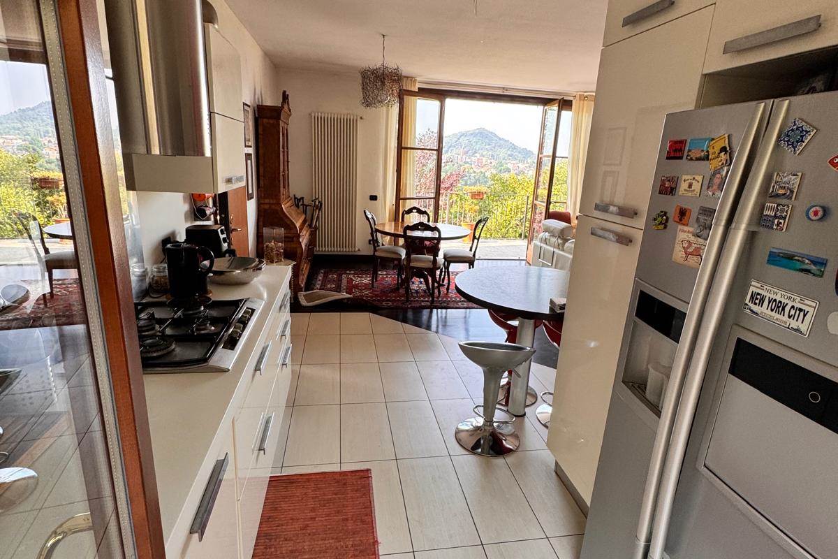 FAVOLOSA VILLA INDIPENDENTE CON VISTA