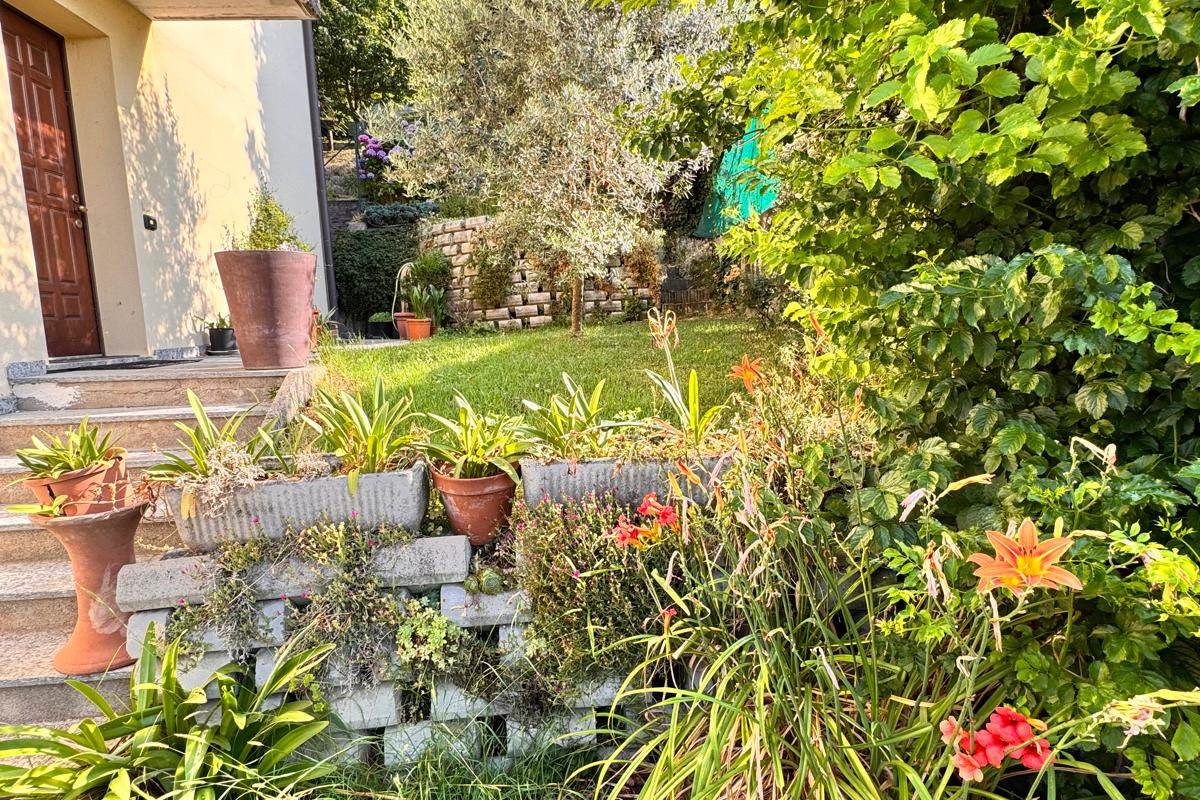 FAVOLOSA VILLA INDIPENDENTE CON VISTA