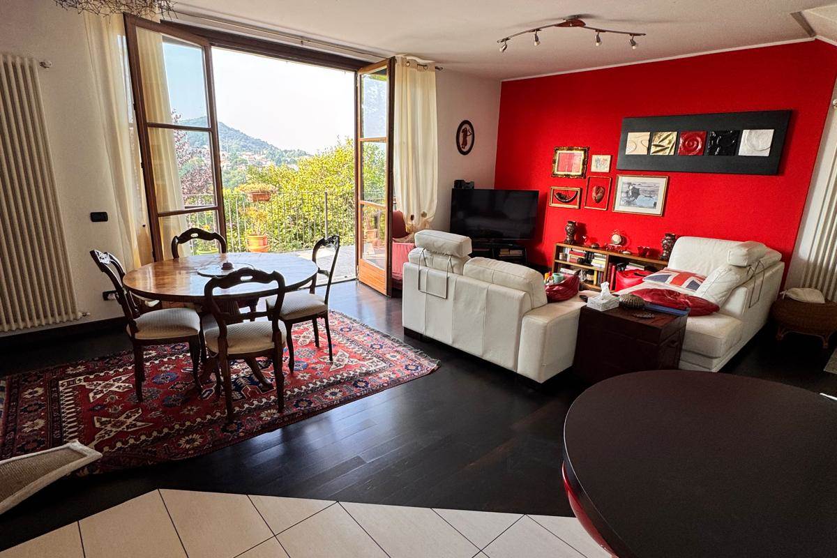FAVOLOSA VILLA INDIPENDENTE CON VISTA
