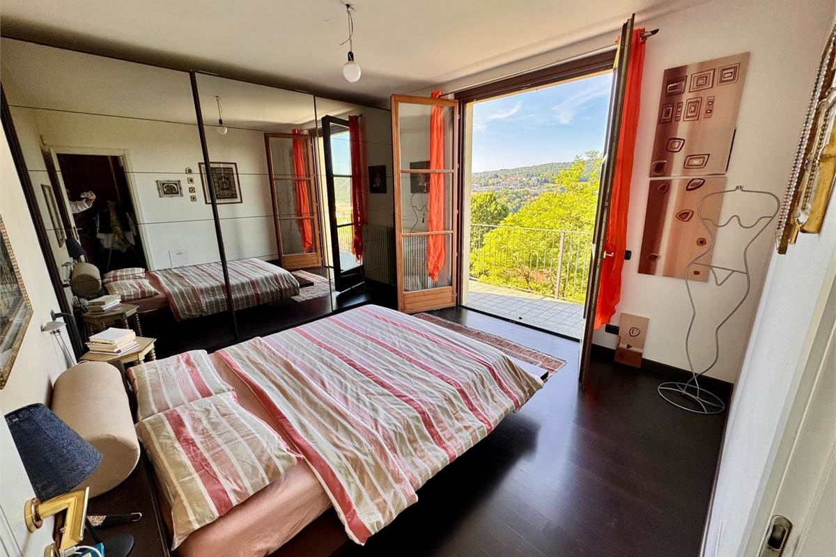 FAVOLOSA VILLA INDIPENDENTE CON VISTA
