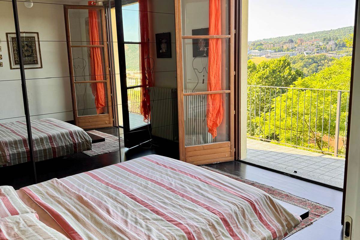 FAVOLOSA VILLA INDIPENDENTE CON VISTA
