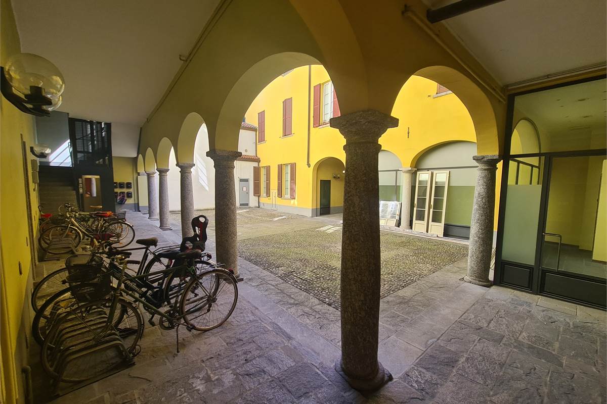 Affascinante bilocale in affitto nel cuore di Como