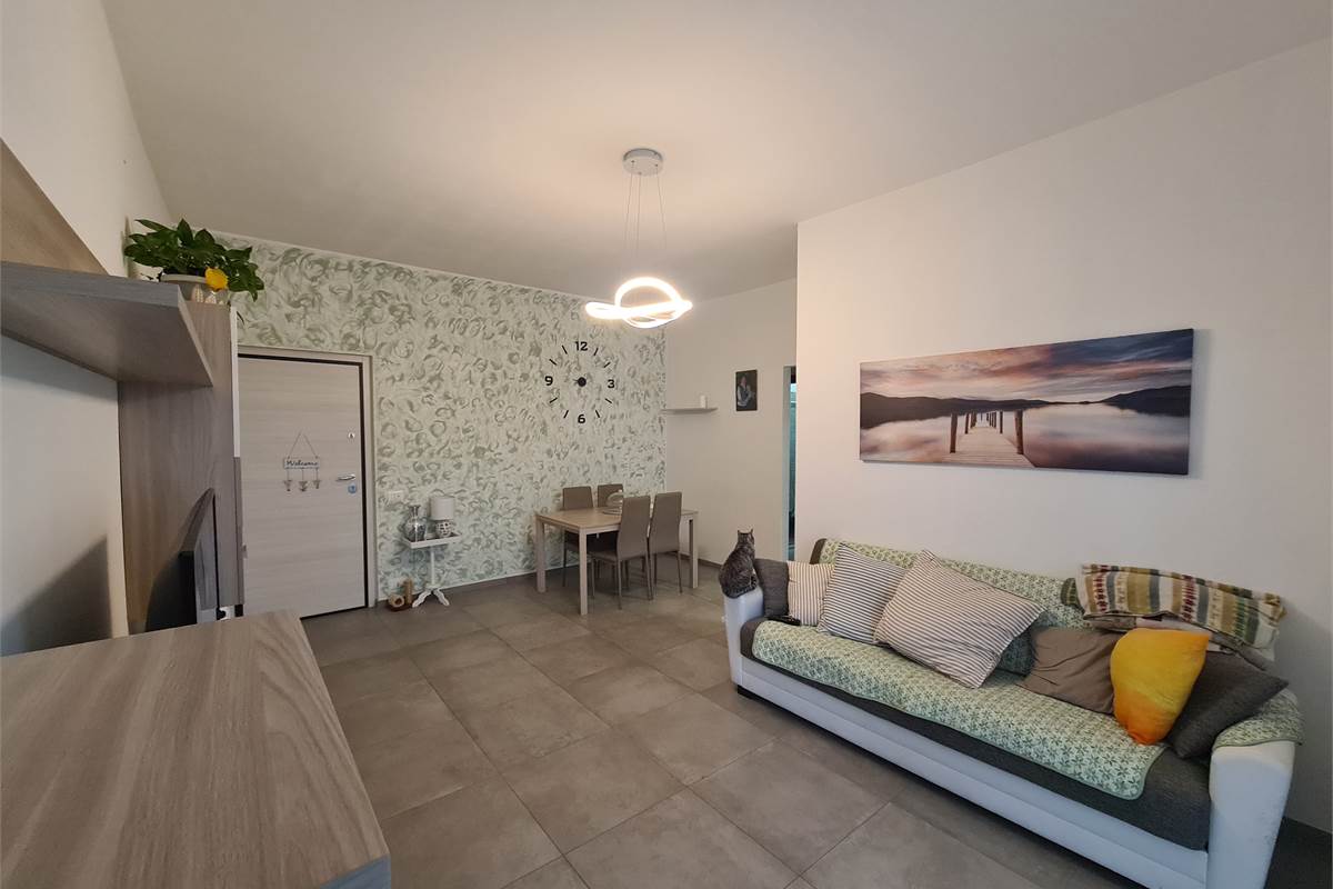FAVOLOSO BILOCALE CIN BALCONE