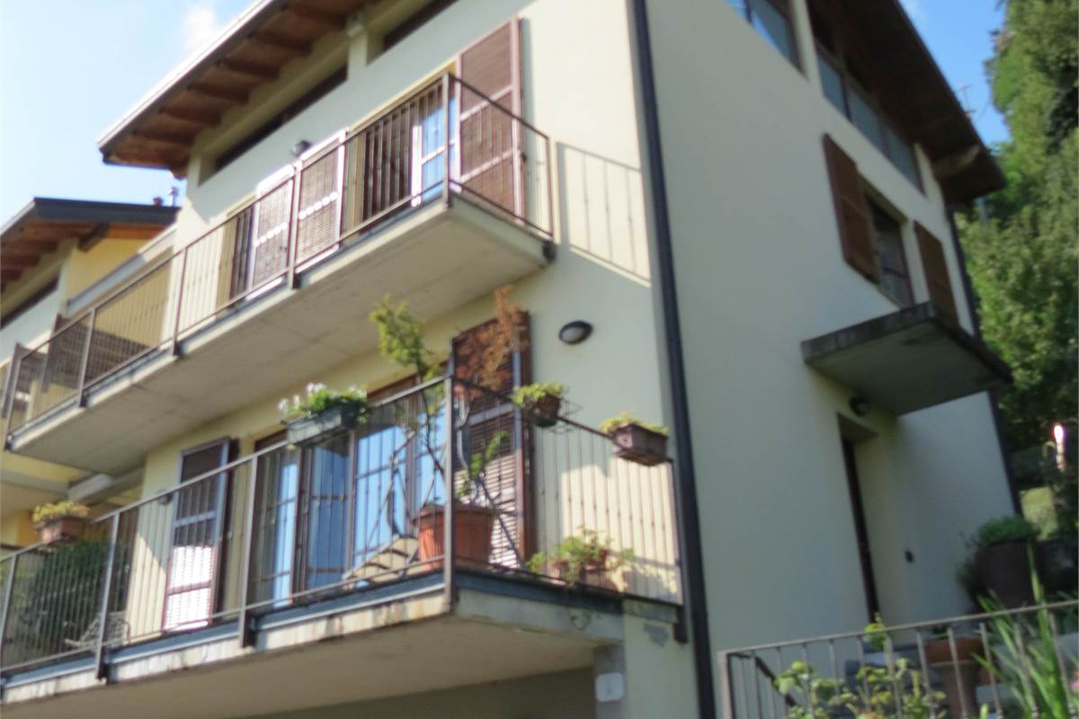 FAVOLOSA VILLA INDIPENDENTE CON VISTA