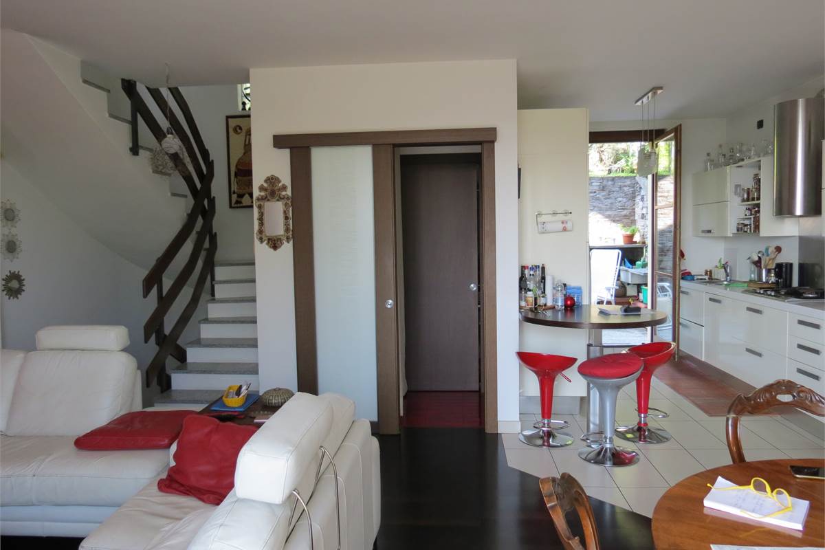 FAVOLOSA VILLA INDIPENDENTE CON VISTA
