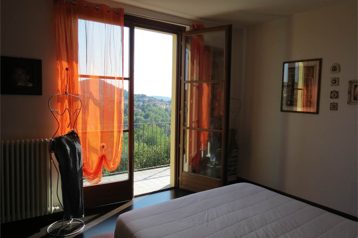 FAVOLOSA VILLA INDIPENDENTE CON VISTA