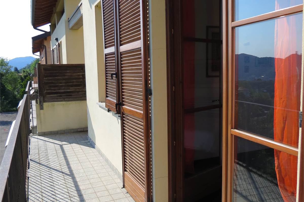 FAVOLOSA VILLA INDIPENDENTE CON VISTA