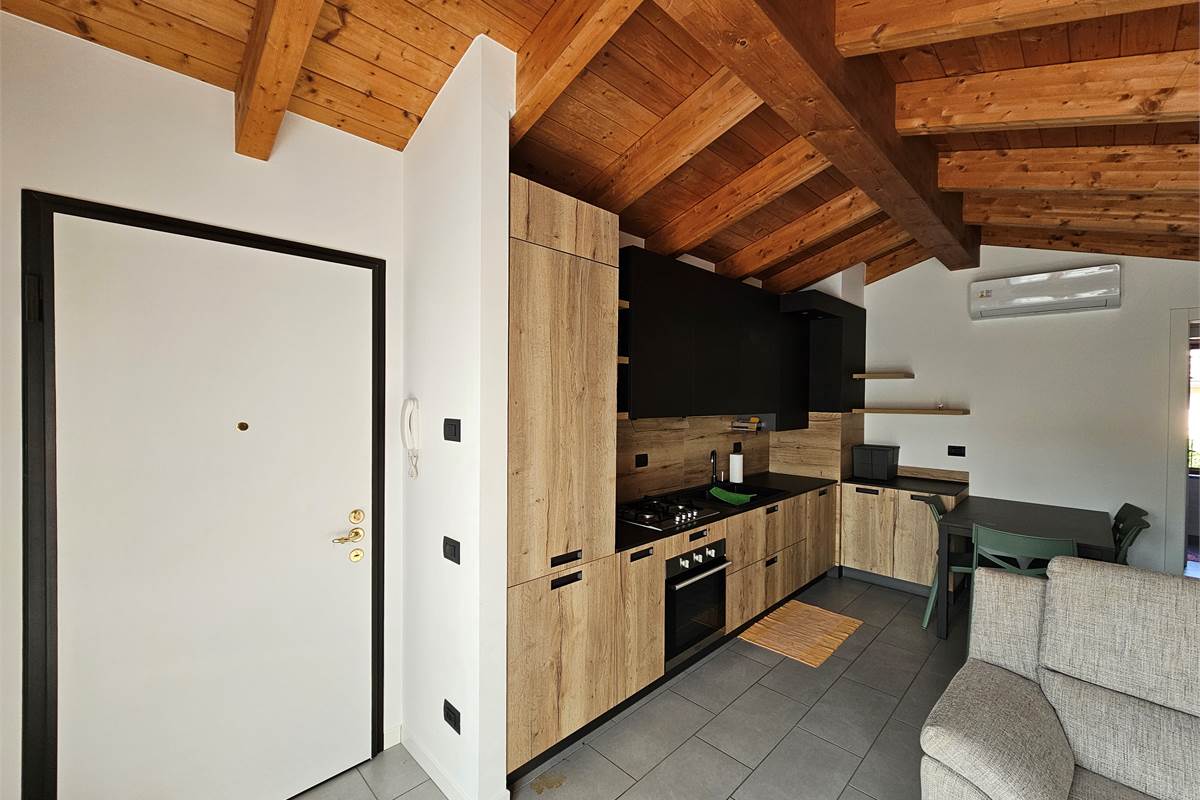 NUOVISSIMO APPARTAMENTO CON TERRAZZINI