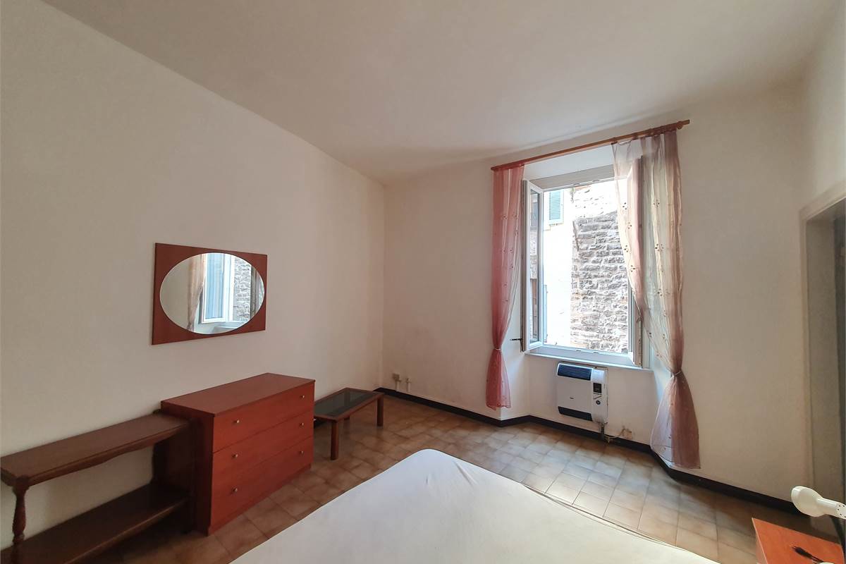 BILOCALE ARREDATO IN CENTRO STORICO