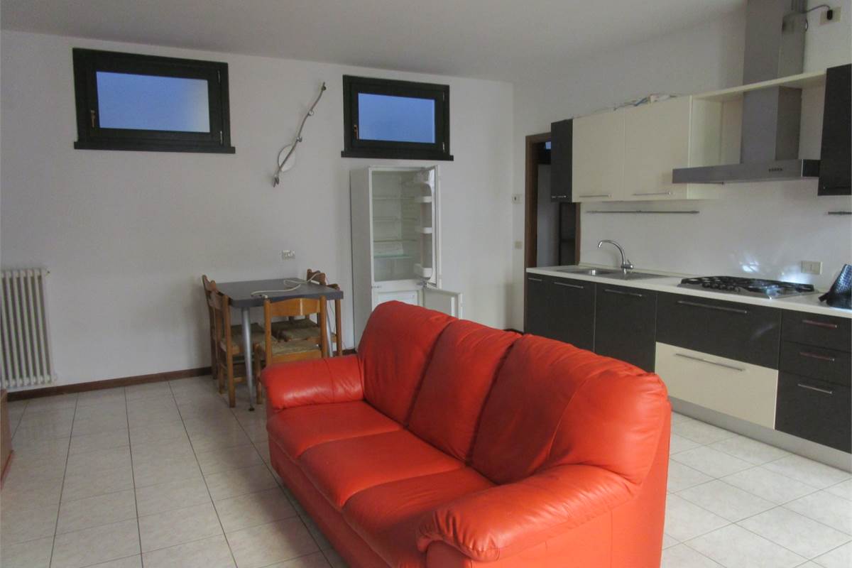 FAVOLOSO BILOCALE CON BALCONATA