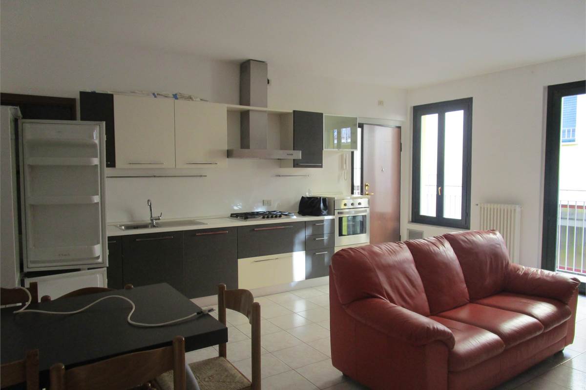 FAVOLOSO BILOCALE CON BALCONATA
