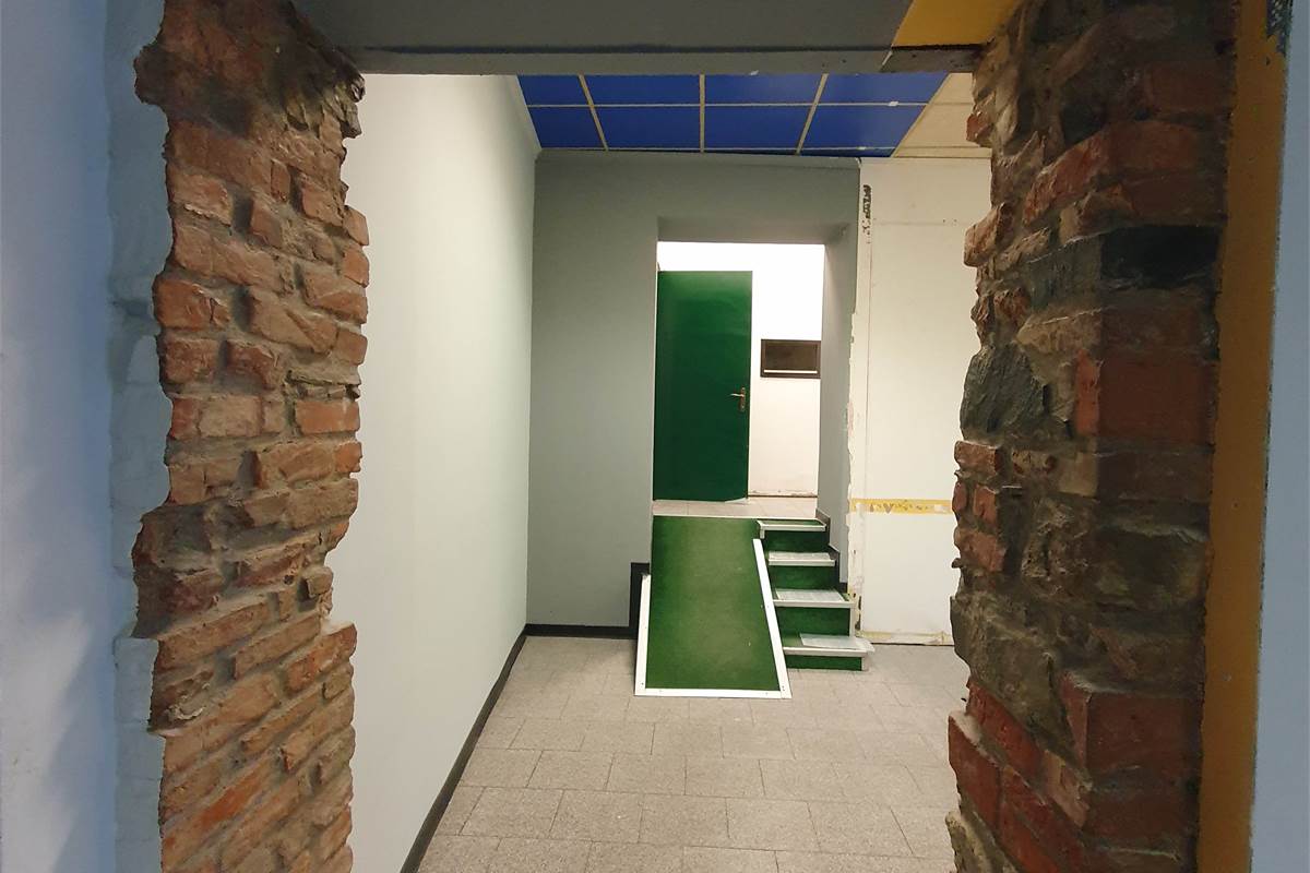 OTTIMO NEGOZIO DI 80 MQ