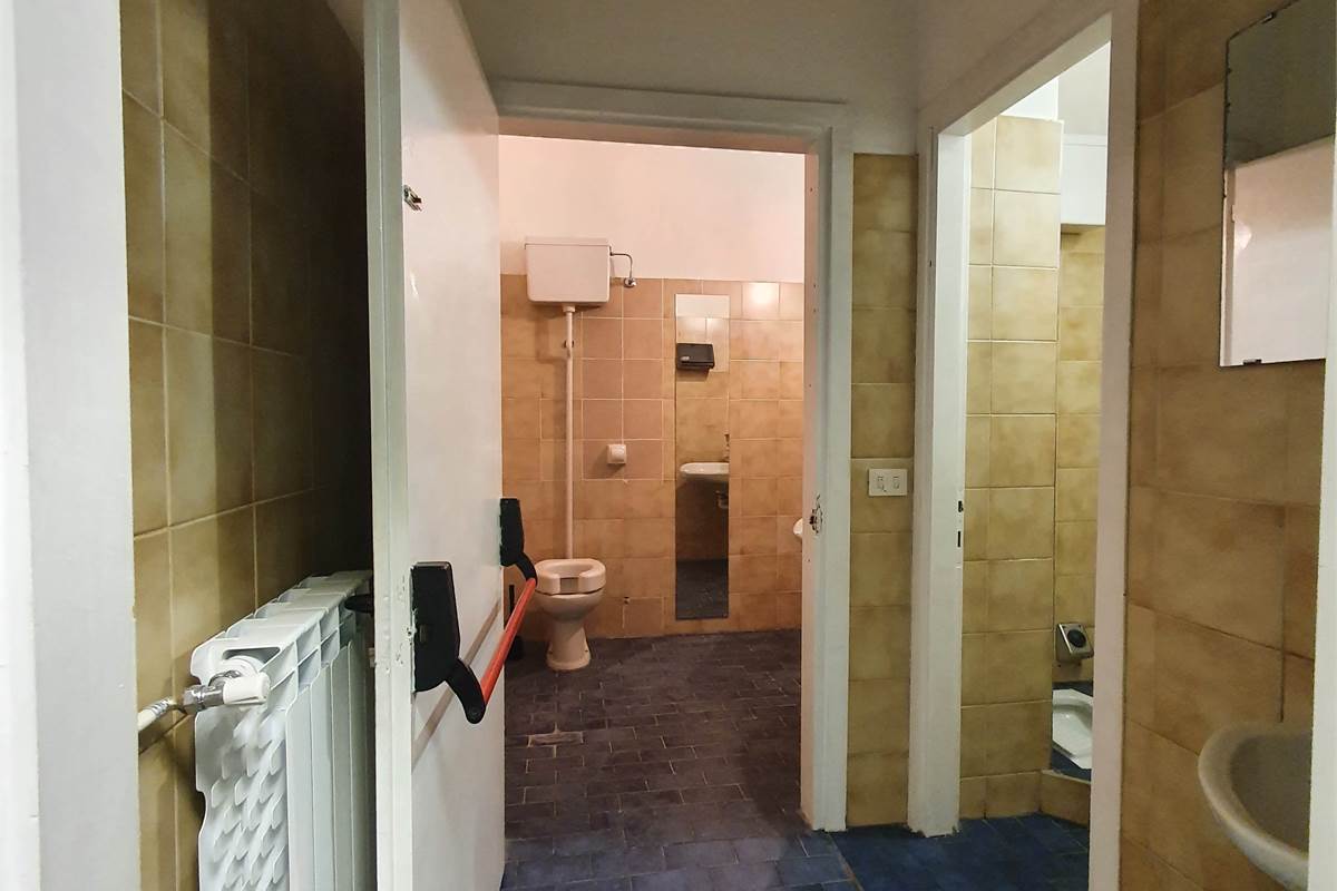 OTTIMO NEGOZIO DI 80 MQ