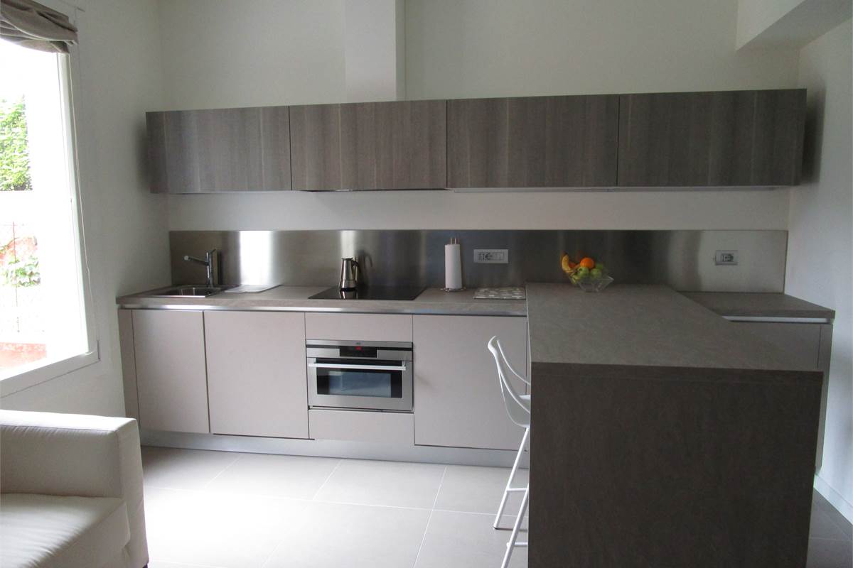 Appartamento In Affitto a Como