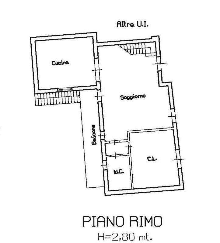 PORZIONE DI VILLA CON AREA DI PROPRIETA'