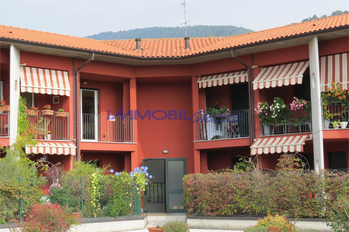 OTTIMO BILOCALE ARREDATO CON BOX E CANTINA