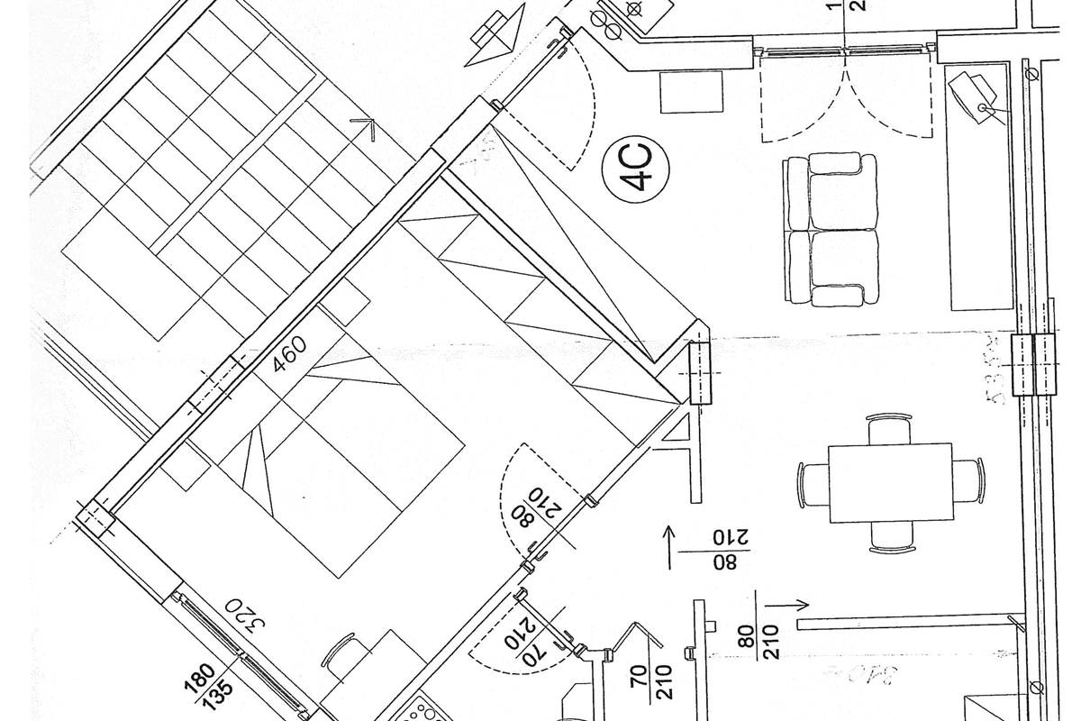 OTTIMO BILOCALE ARREDATO CON BOX E CANTINA