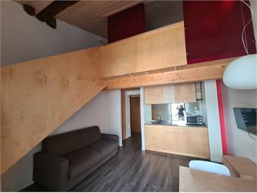 Elegante Appartamento in Affitto nel Cuore di Como