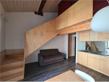 Elegante Appartamento in Affitto nel Cuore di Como